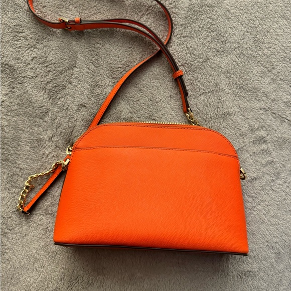 Michael Kors Bold Orange Crossbody Bag - Picture 2 of 6